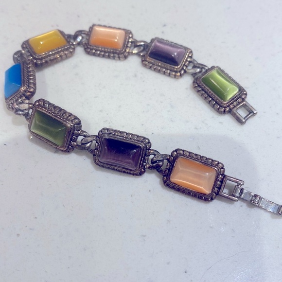 Jewelry - Multicolor cat eyes Stone Bracelet